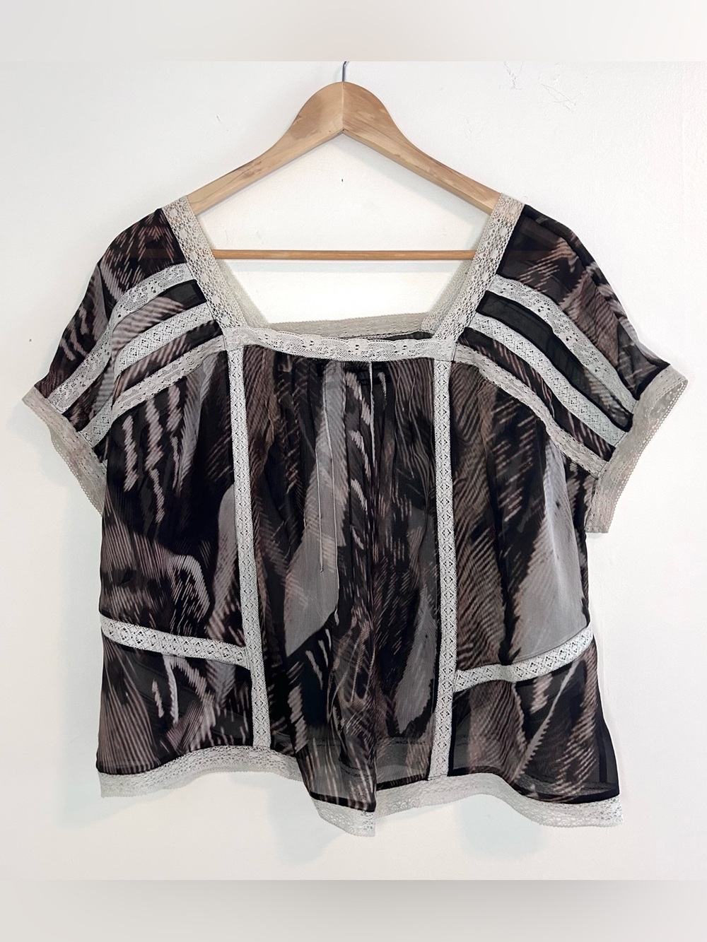 AllSaints Spitalfields Aviary Lace Top 100% silk, sheer, size US6/UK10
